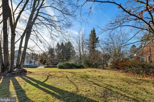 1601 Lawrence Rd, Trenton NJ 08648 exterior