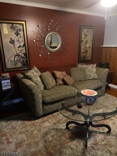 654 6th St, Plainfield, NJ 07060-1904