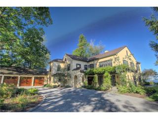 13405 Lake Shore Blvd, Cleveland OH  44110-1925 exterior