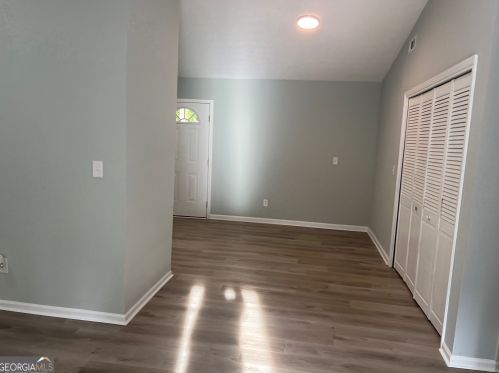 6604 Branch Dr, Rex GA  30273-2132 exterior