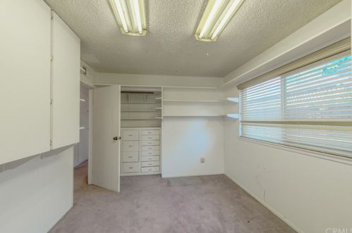 5985 Kitty Hawk Dr, Riverside CA  92504-1445 exterior