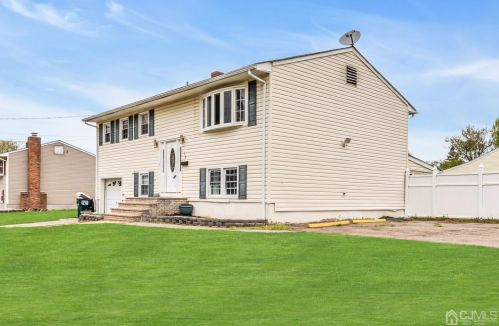35 Harte Pl, Piscataway, NJ 08854-2839