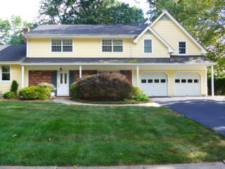41 Wanda Ave, Wayne, NJ 07470-6575