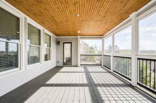 605 Herron Trce, Atlanta GA  30349-1598 exterior