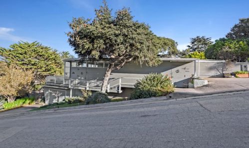 273 Lighthouse Ave, Del Monte Park, CA 93950-2948