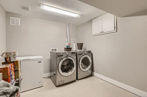 6218 Niagara Ct, Englewood CO 80112-1011 exterior