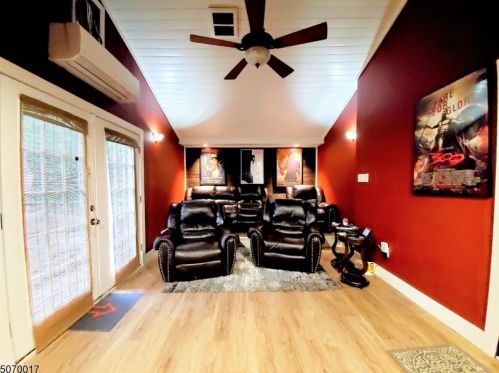68 Ketner St, Bloomfield, NJ 07003-4011
