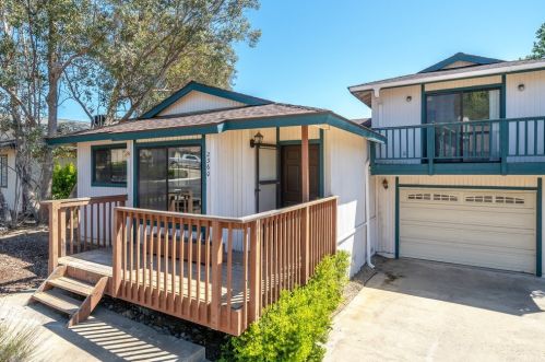 2360 Blue Heron Ln, Lake Nacimiento, CA 93446-4263