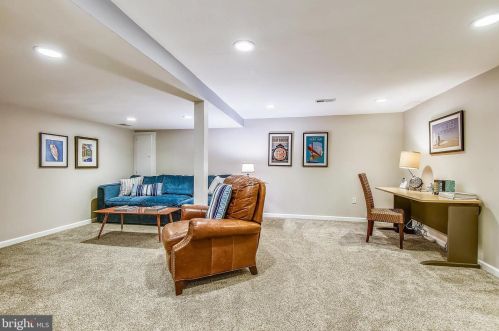 36 Whittier Pkwy, Severna Park MD 21146-3051 exterior