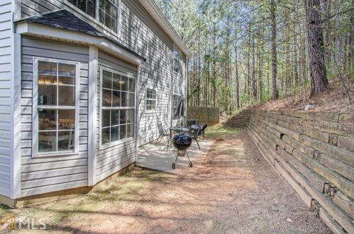 466 Gresham Dr, Stockbridge GA  30281-7716 exterior