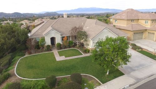 11822 Abington St, Riverside CA  92503-5992 exterior