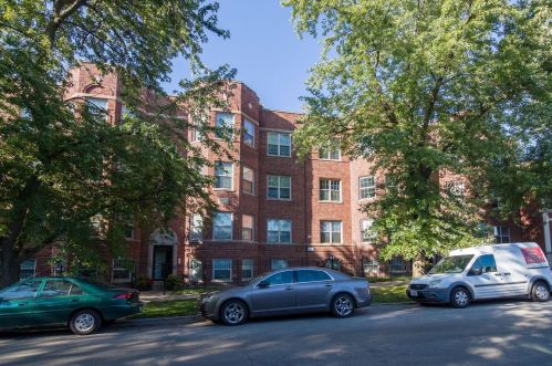 1708 Farwell Ave, Chicago, IL 60626-3215