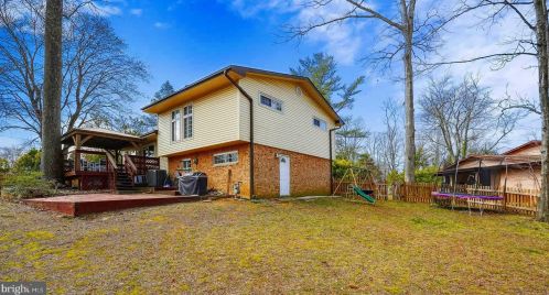 6405 Greeley Blvd, Springfield VA  22152-1908 exterior