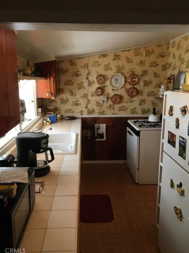 5653 Lewis Ave, Riverside CA  92503-8626 exterior