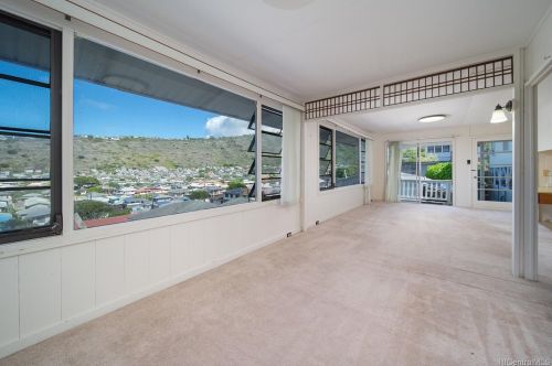1715-B 10 Ave, Honolulu HI  exterior
