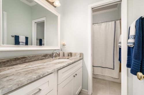2308 English Ivy Ct, Atlanta GA  30339-6797 exterior