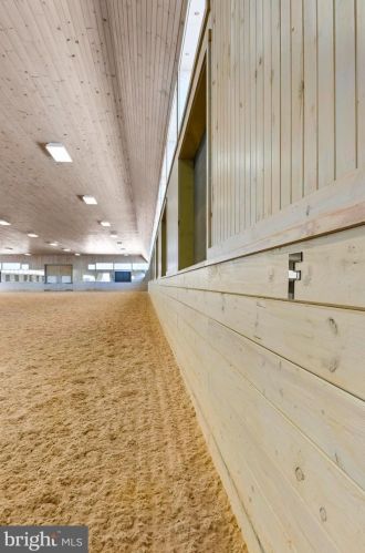 2874 Patuxent Riv Rd, Davidsonville MD 21035-2237 exterior