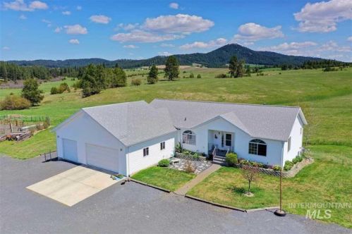 1300 Ailor Rd, Helmer ID  83823-9664 exterior