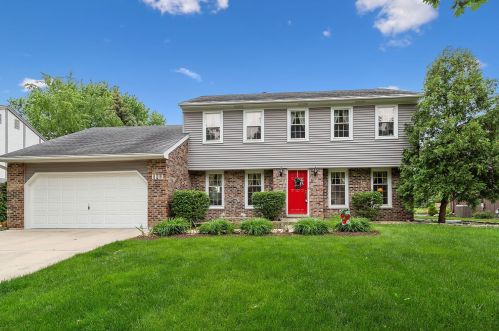 1111 Country Dr, Joliet, IL 60404-9647