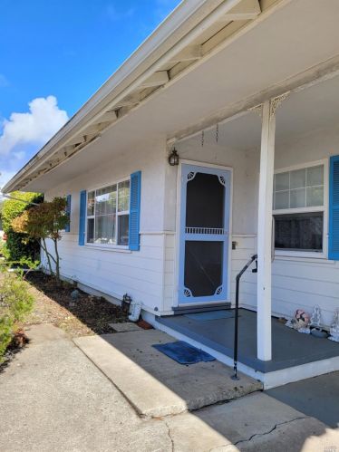 902 Harold Ln, Healdsburg, CA 95448-3504