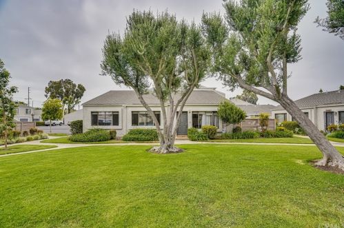 17883 Maggie Ln, Huntington Beach, CA 92647-7019