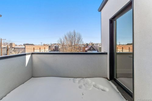2442 Glenarm Pl, Denver CO  80205-3129 exterior