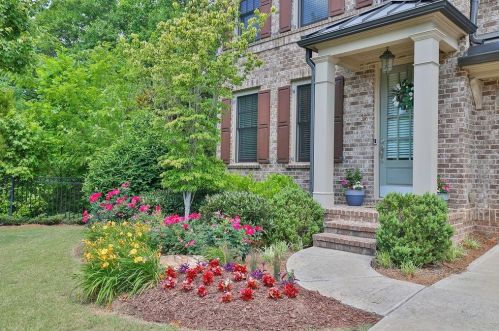 3573 Brookleigh Ln, Atlanta GA  30319-2219 exterior