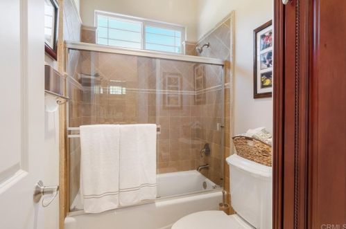 2021 Pleasant Heights Dr, Vista CA  92084-2844 exterior