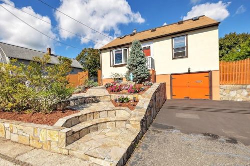 10 Morton St, Norwalk, CT 06854-2638