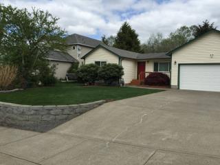 710 Klickitat St, Camas, WA 98607-9014