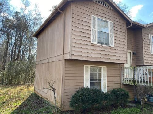 5664 Bradley Cir, Lithonia, GA 30038-1171