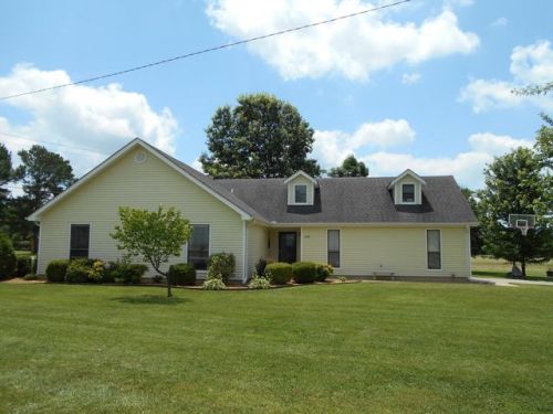 1528 20th Ave, Miami, OK 74354-2168