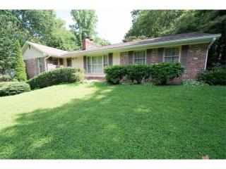 401 Redwood Dr, Marietta, GA 30064-3615