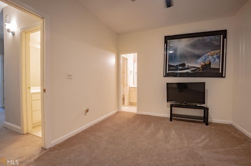 408 Harris Manor Dr, Atlanta GA  30311-2118 exterior