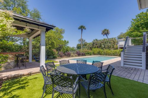 34 Dune Rdg Ln, Isle Of Palms SC  29451-3848 exterior