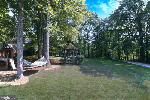 6440 Andes Ct, Woodbridge, VA 22193-3308