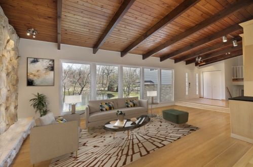 2645 Crestwood Ln, Bannockburn, IL 60015-1904