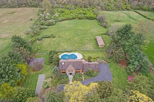167 Washington Valley Rd, Morristown, NJ 07960-3339