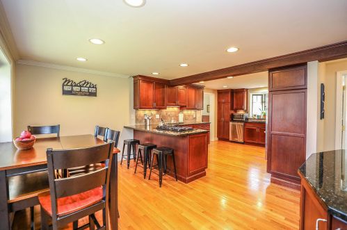 9 Taschereau Dr, Mount Vernon, NH 03057-1400