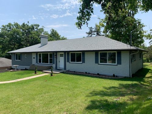 5621 Cleves Warsaw Pike, Cincinnati OH  45238-1935 exterior