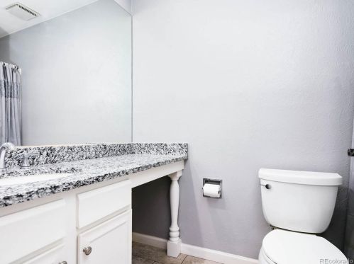 13282 Asbury Dr, Aurora CO  80014-4302 exterior