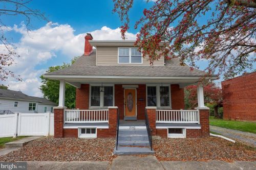 3160 Pennwood Rd, Harrisburg, PA 17110-2740