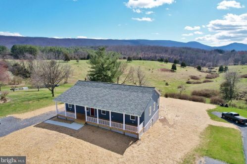 600 Mill Rd, Woodstock, VA 22664-2311