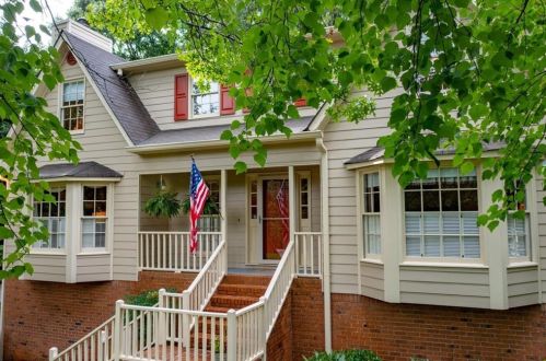458 Windsor Dr, Marietta, GA 30064-2927