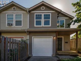 8942 Calvert Ave, Portland, OR 97217-7052