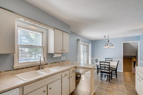 13843 Garrett Ave, Saint Paul MN  55124-8452 exterior