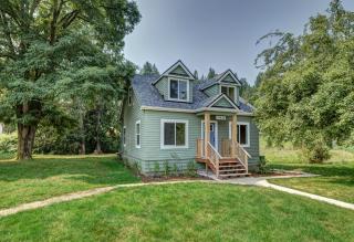 19635 50th St, Redmond, WA 98053-6143