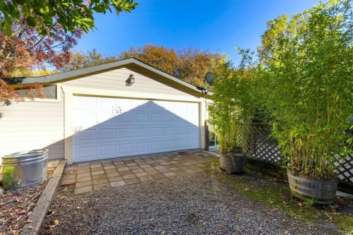 729 Dora St, Ukiah CA  95482-6341 exterior