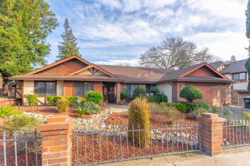 7501 Westover Ct, Fair Oaks, CA 95628-5532