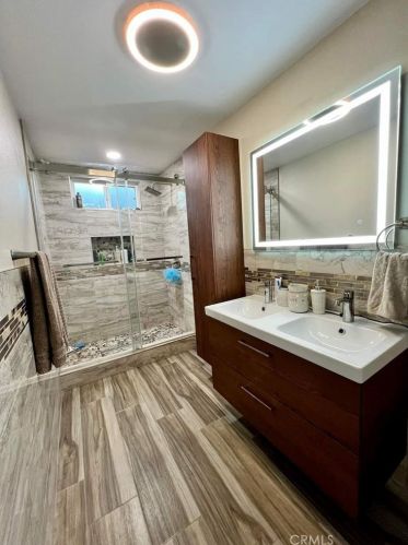 2058 Blenheim St, Riverside CA  92507-2011 exterior